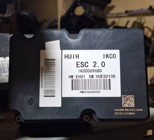 تعمیرگاه یونیت و بلوک ترمز ABS صداقت اتحاد در شهر ری